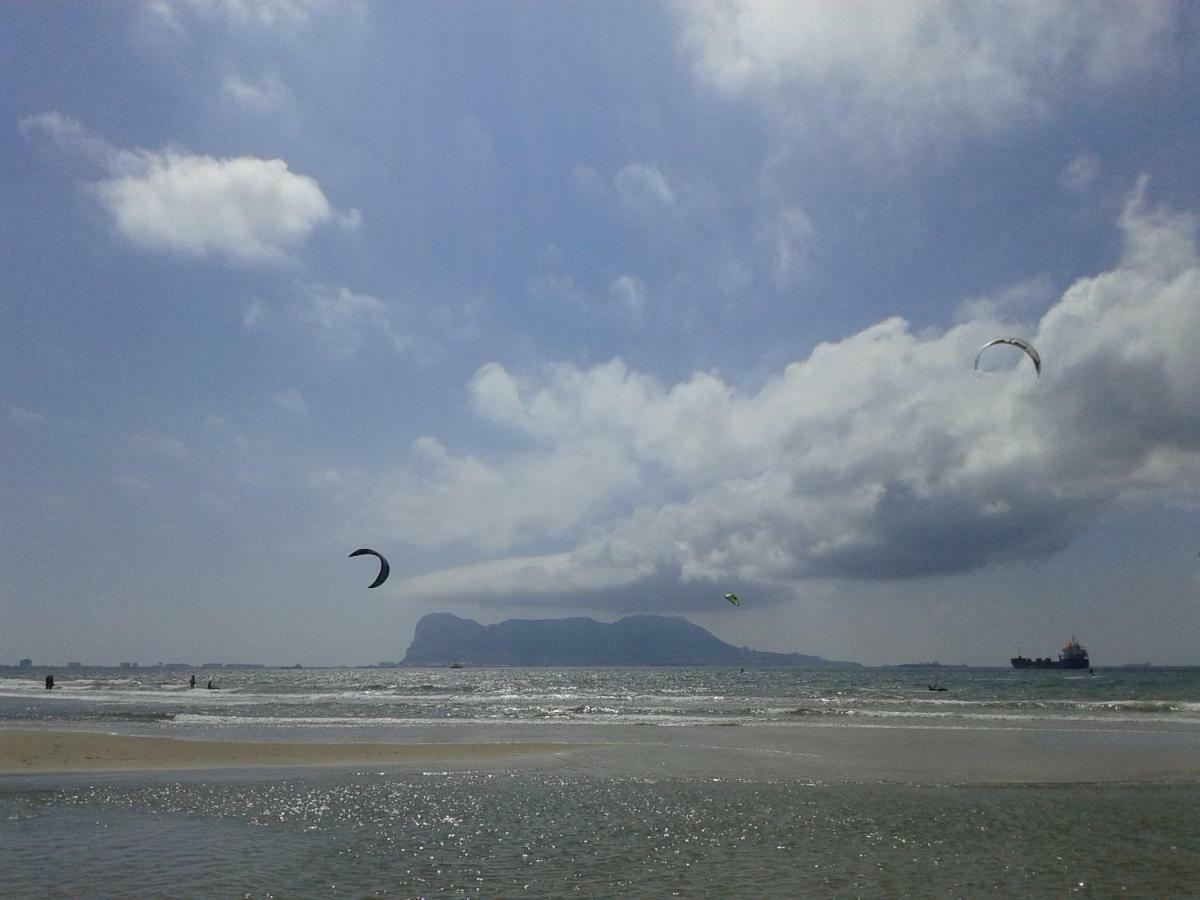 Paseo De Getares Appartamento Algeciras Esterno foto